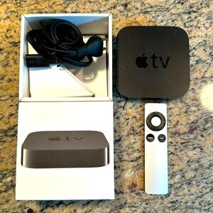 Apple TV 3rd GenerationModel A1427 w Remote & Power Supply cord (original box)